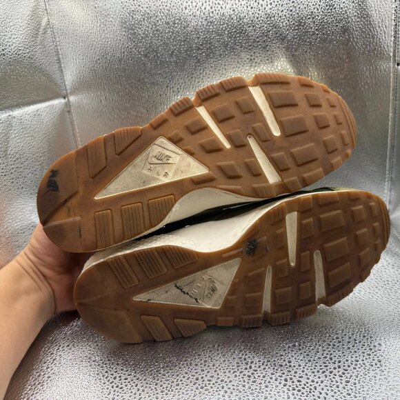 Size 8.5 Nike Air Huarache Run Premium Palm Green Womens Sneakers 683818-300 - Picture 10 of 10
